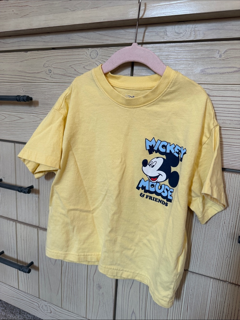 GAP size 5 years Mickey Mouse Yellow Kids Graphic Tee